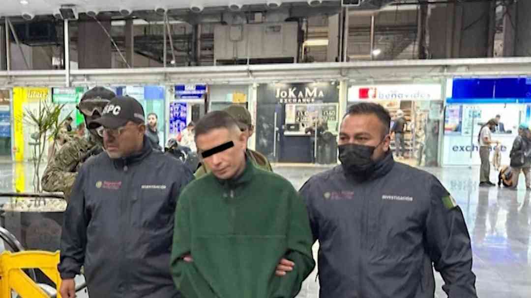 Detienen en México a líder de Los Lobos | ViX