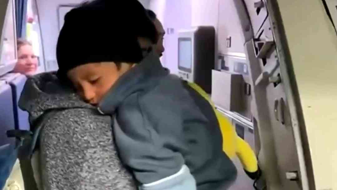 Juez ordena la deportación del niño Liam Conejo Ramos tras negar el asilo a su familia | ViX