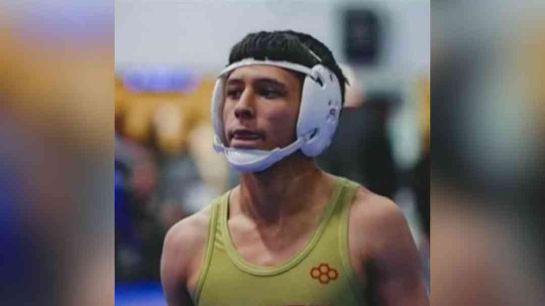 Buscan en Indiana al joven Rodrigo Rico de 18 años; se investiga camioneta sumergida en un río | ViX