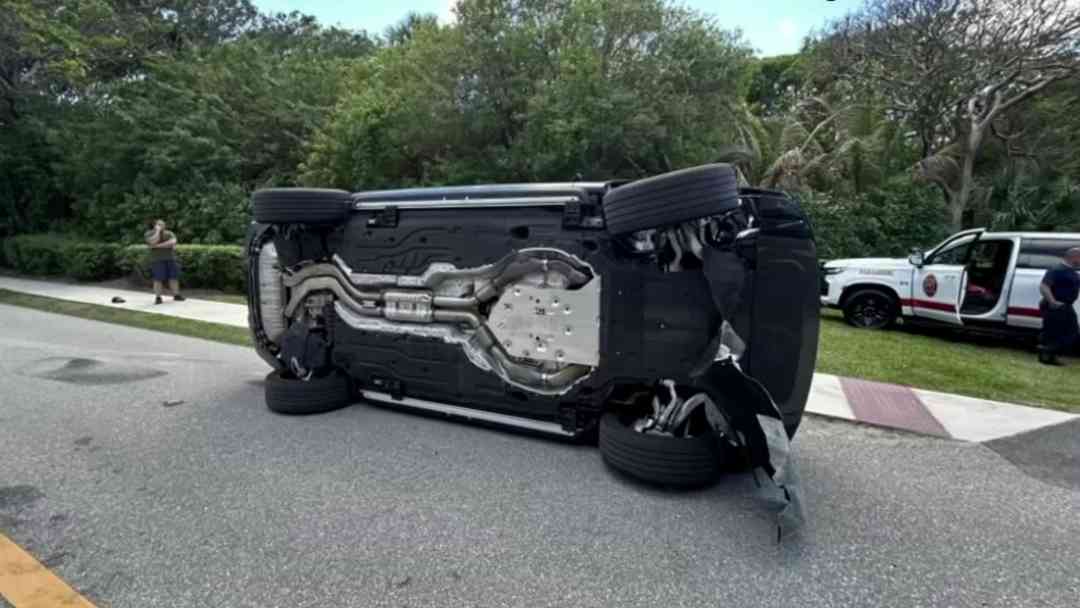 Tiger Woods fue arrestado: Imágenes del accidente de tránsito vehicular del legendario jugador de golf | ViX