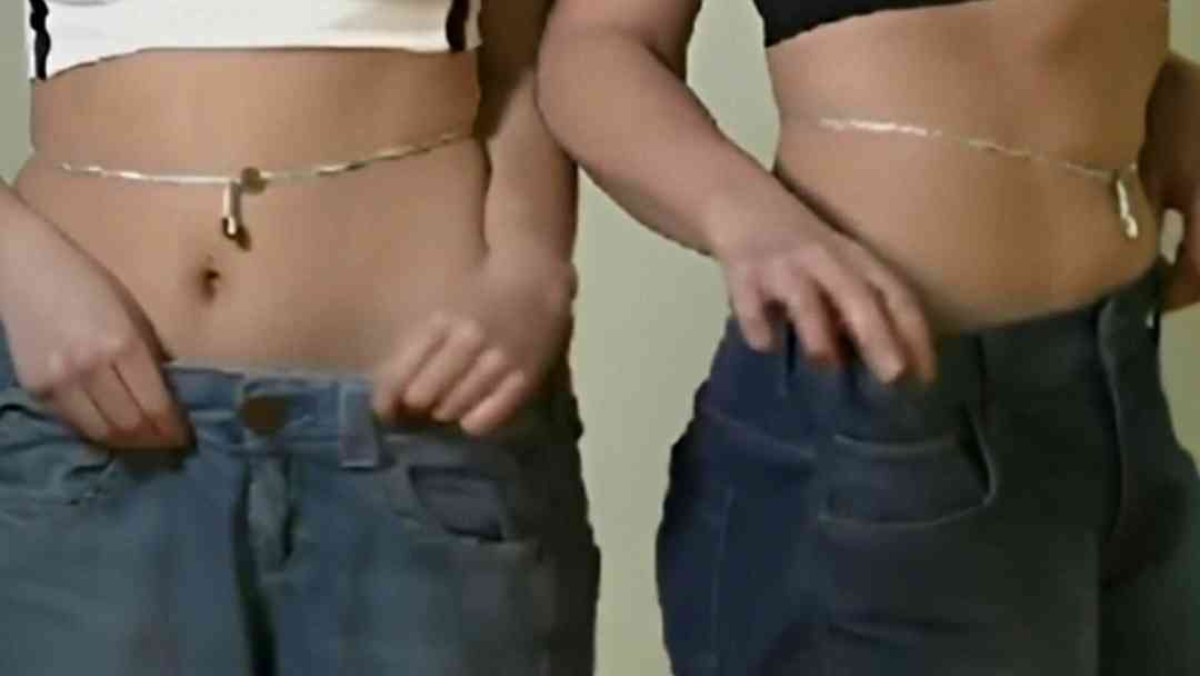Búsqueda de la “cintura perfecta” y productos en redes sociales, un peligro de salud en aumento | ViX
