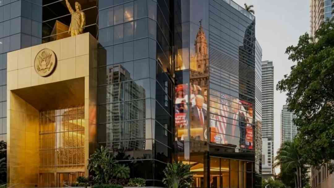 Revelan biblioteca presidencial de Donald Trump en Miami y plan de aeropuerto con su nombre | ViX