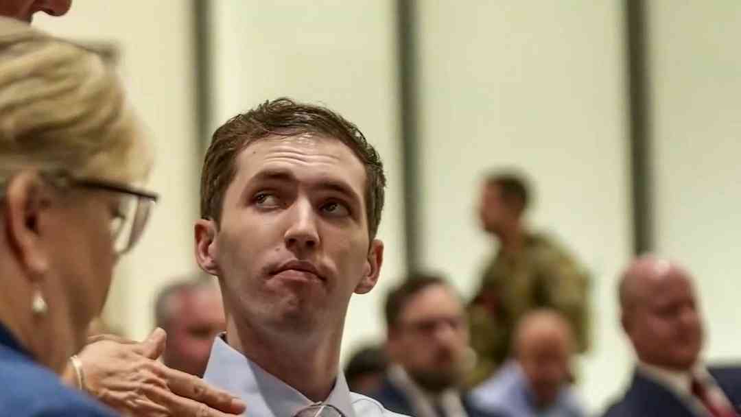 Defensa de Tyler Robinson solicita retrasar el juicio por la muerte del activista Charlie Kirk | ViX