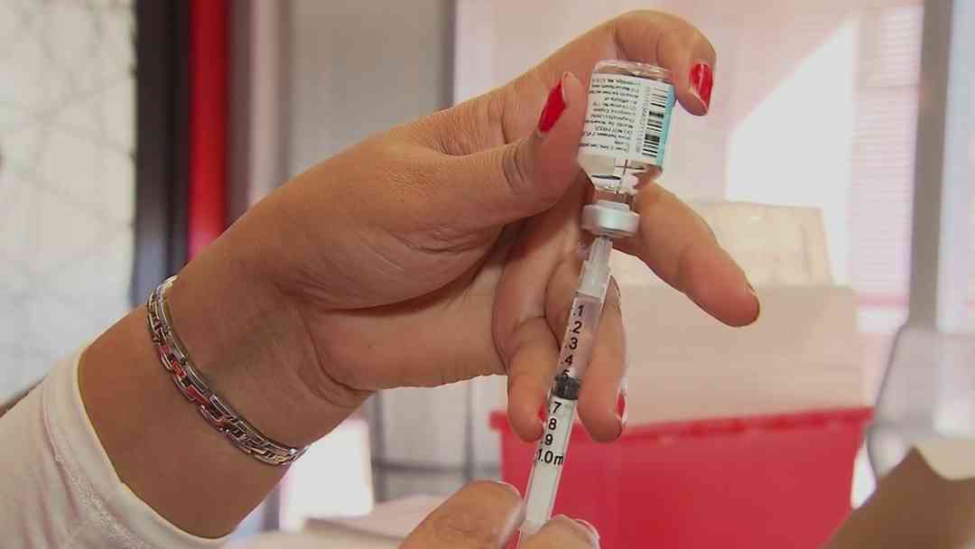 Vigilan en EEUU variante “Cigarra” de COVID-19 detectada en al menos 25 estados | ViX