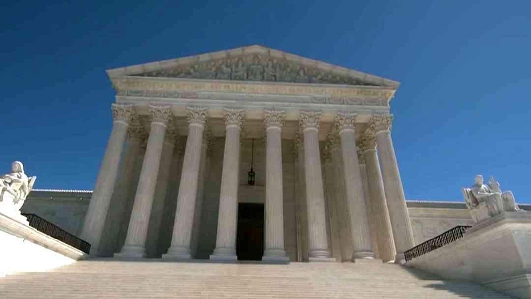 Nuevas Reglas de Inmigración | Corte Suprema analiza la validez de la ciudadanía por nacimiento | ViX