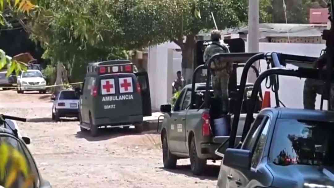 Violencia en Sinaloa, México, policías y un síndico muertos y liberaran a influencer secuestrada | ViX