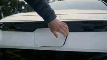 Nueva York ruge con el Salón del Automóvil: la era de los vehículos híbridos dominan