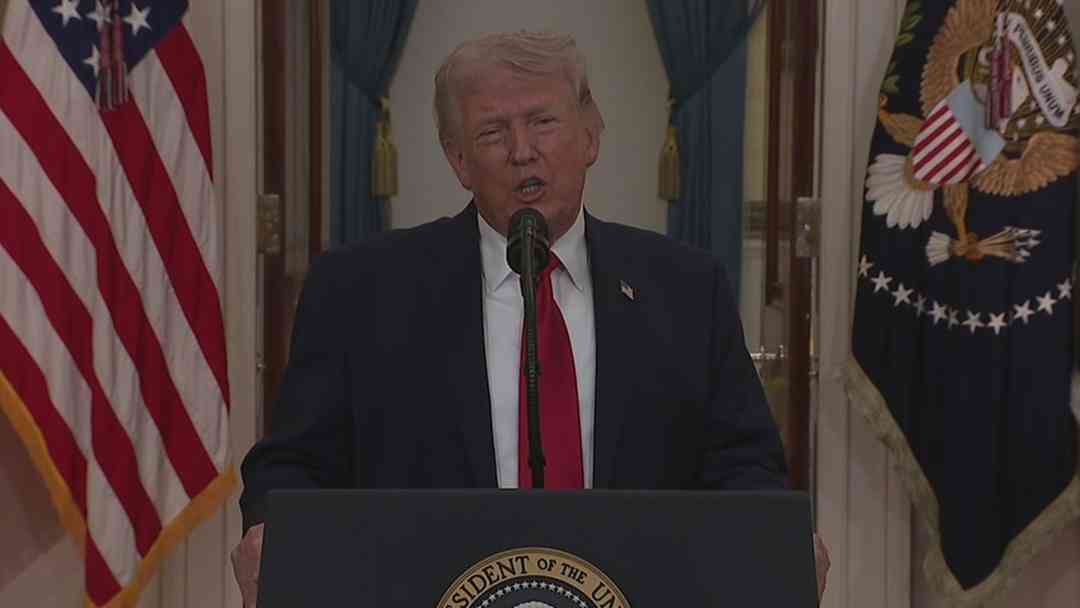 “Ya no tienen Marina ni fuerza aérea”: Donald Trump habla sobre objetivos de Operación Furia Épica | ViX