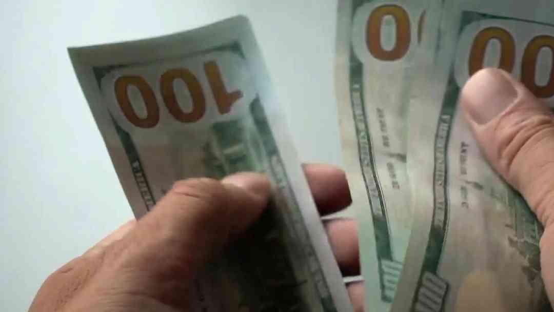 Ahorrar o completar tus gastos: El sacrificio que viven estadounidenses y que puede impactar tu jubilación | ViX