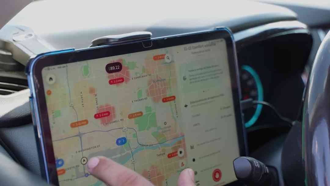 Altos precios de gasolina afectan ingresos de conductores por aplicación | ViX