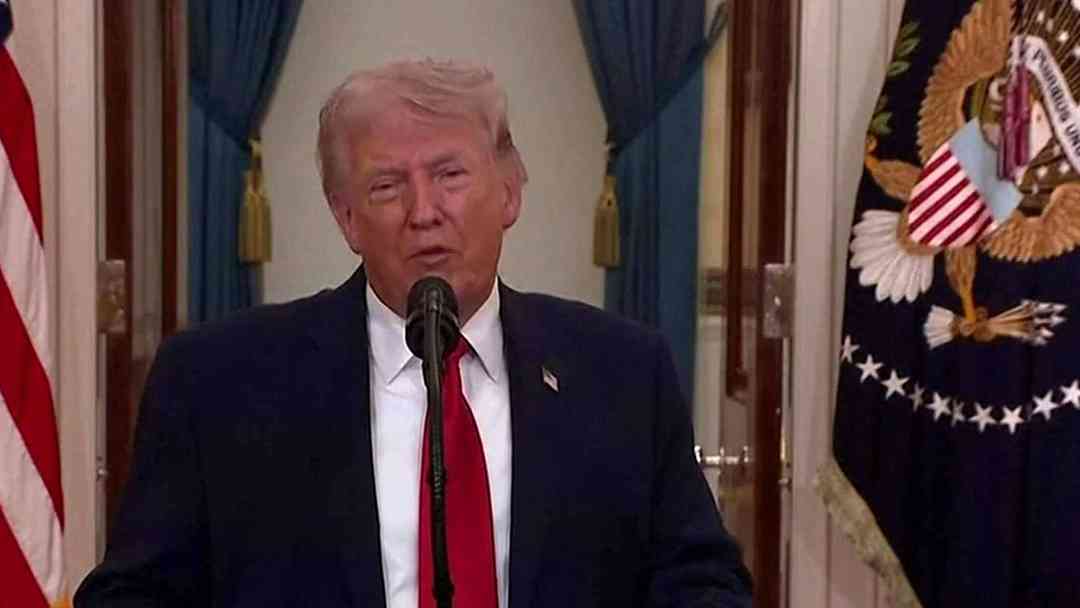 “Vamos a devolverlos a la edad media” : Trump advierte a Irán con medidas extremas | ViX