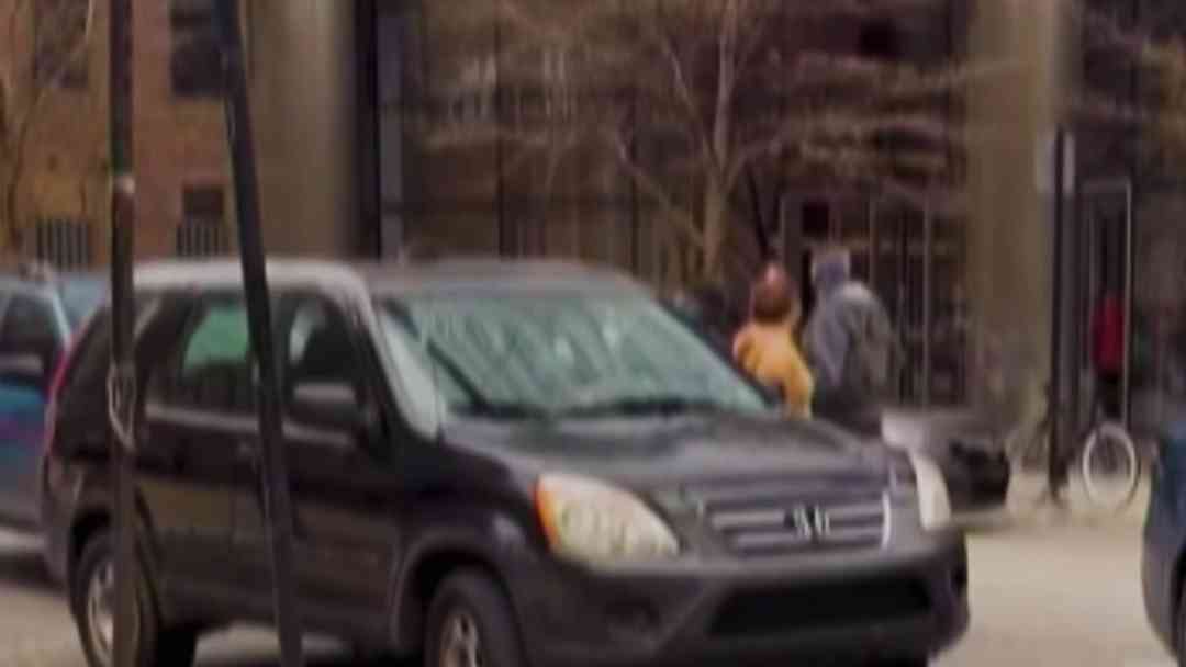 Alertan por arrestos de ICE en cortes de Illinois pese a leyes que lo prohíben | ViX