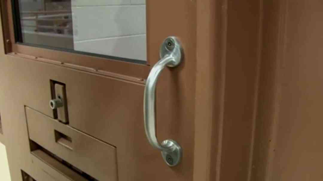 Denuncian abuso sexual de una niña de tres años bajo custodia federal en Texas | ViX