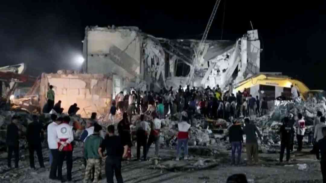 ¿Son propaganda las amenazas de Trump? Población iraní ha sufrido ataques ante supuesta salvación | Opinión | ViX