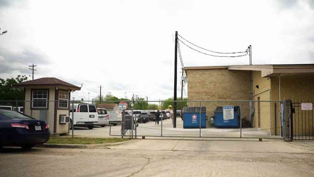 Albergue para niñas y adolescentes migrantes embarazadas en Texas enciende alertas por condiciones precarias | ViX
