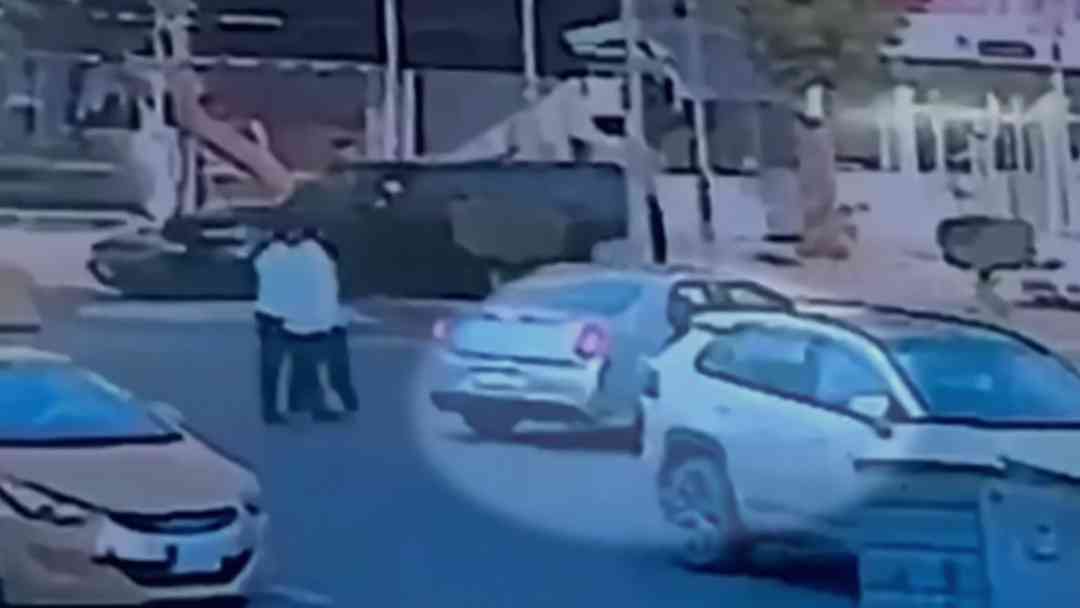 Liberan a la periodista estadounidense Shelly Kittleson tras secuestro en Bagdad | ViX