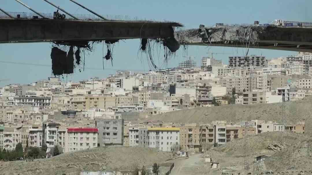 El presidente Donald Trump suspende ataque y acuerda alto al fuego con Irán | ViX