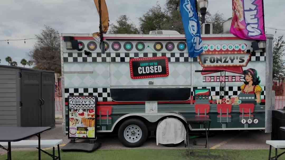 Texas exige estatus migratorio a dueños de food trucks; temen cierre de negocios | ViX