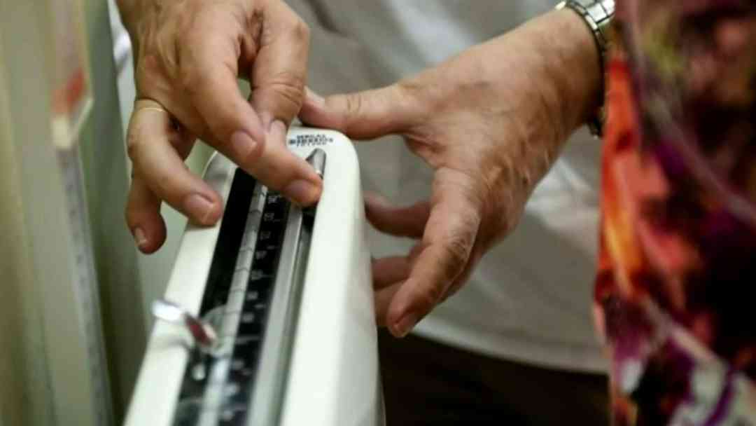 Diabulimia el trastorno alimenticio en personas con diabetes ¿qué es y cómo se trata? | ViX