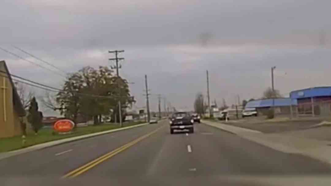 Persecuciones policiales en EEUU han causado al menos ocho muertes | ViX