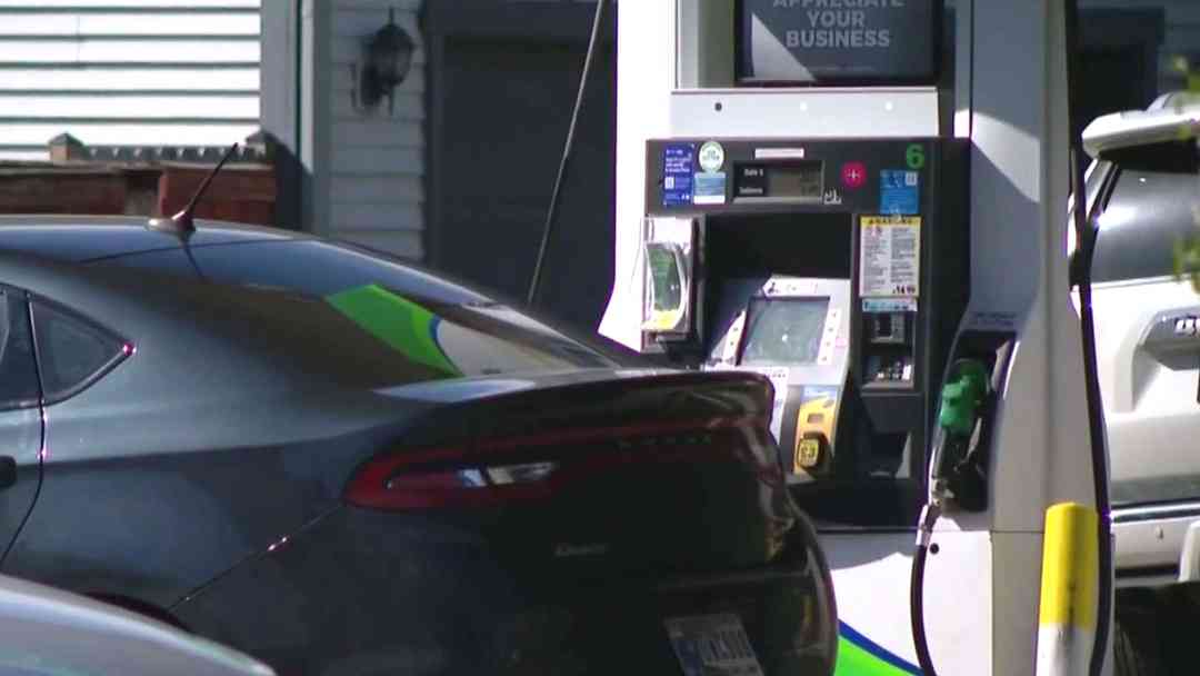 Indiana suspende impuesto sobre gasolina, un alivio para el bolsillo | ViX