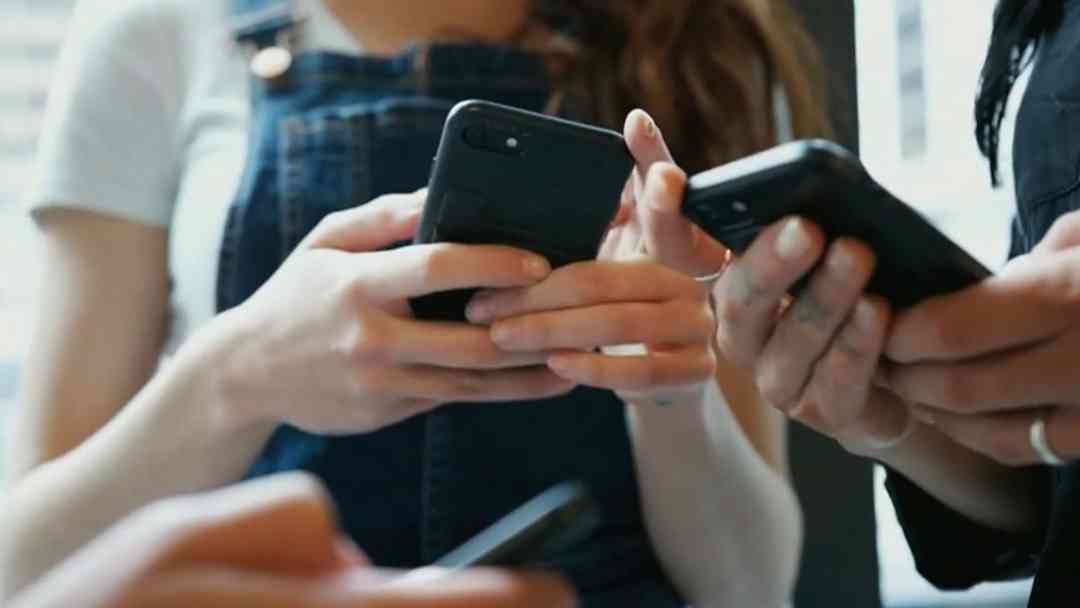 Detox digital: ¿Cuánto tiempo tendrías que alejarte de redes sociales para reducir síntomas de ansiedad y depresión? | ViX