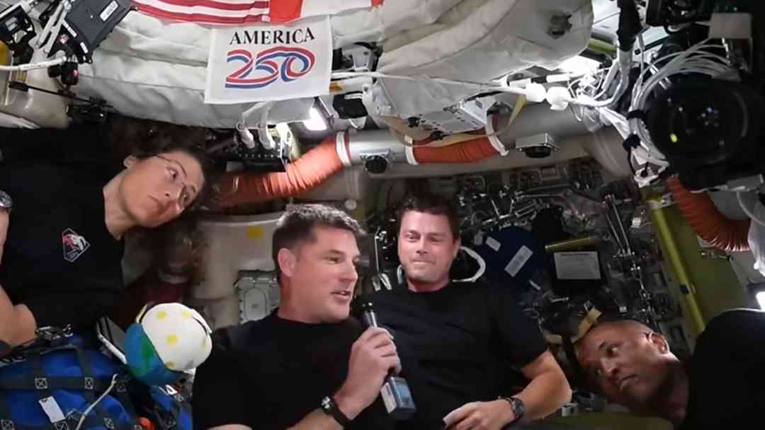 Día histórico: La Misión Artemis II se acerca a su regreso a la Tierra en medio de la fase de mayor riesgo | ViX