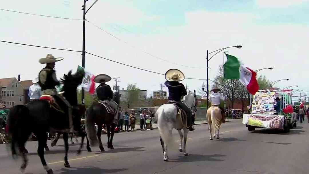 Cancelan el desfile del 5 de mayo en Chicago ante el temor por posibles redadas de ICE | ViX
