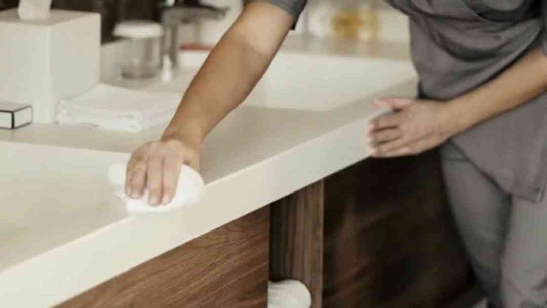 Exempleada doméstica presenta demanda contra Kylie Jenner por discriminación y acoso laboral | ViX