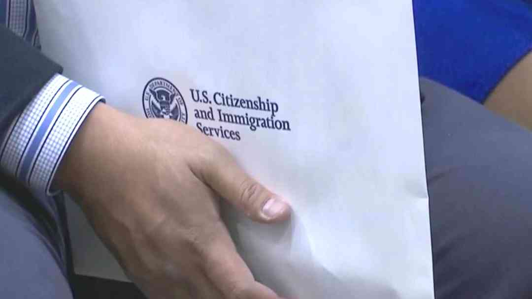 Dpto. de Justicia identifica a 400 personas para revocarles la ciudadanía por presunto fraude | ViX