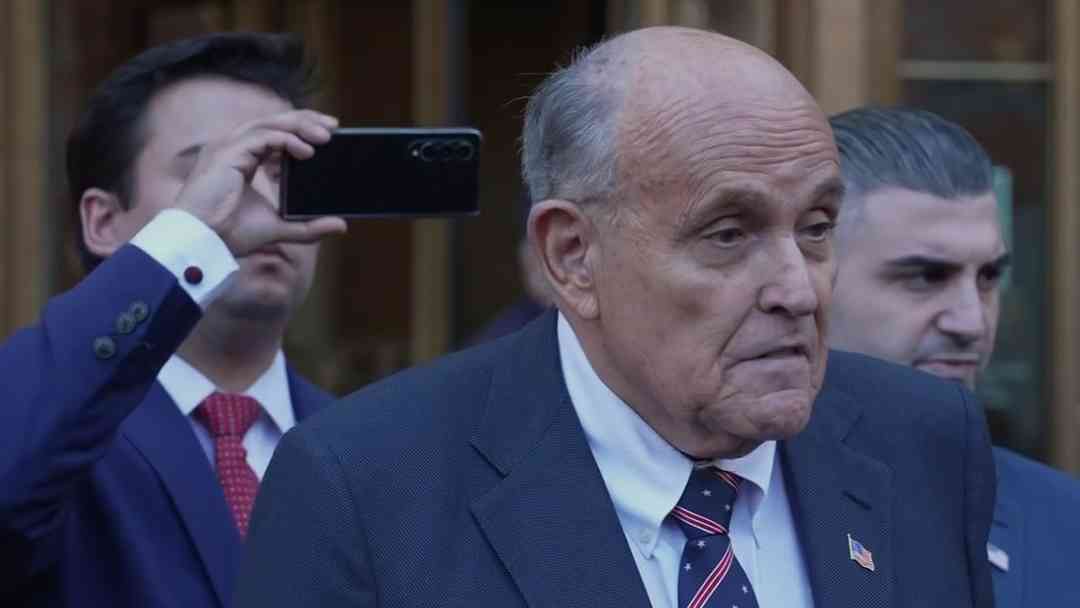 Rudy Giuliani es hospitalizado en estado crítico pero estable | ViX
