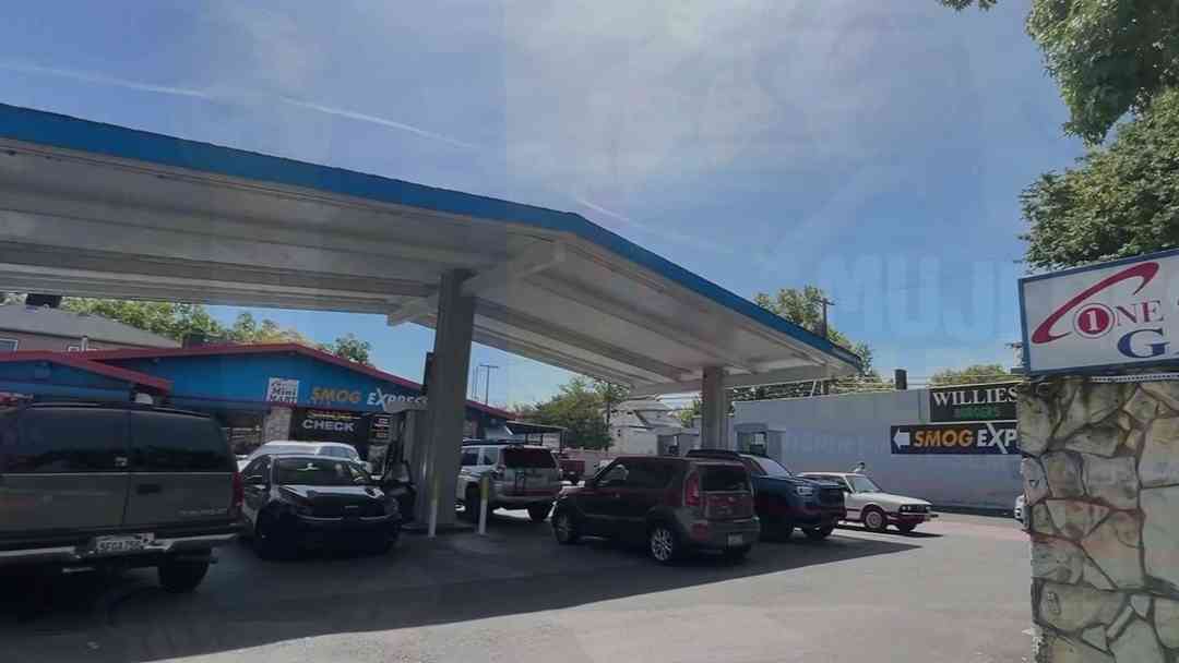 Gasolina sube a $4.45 dólares por galón en EEUU y registra fuerte alza en una semana | ViX