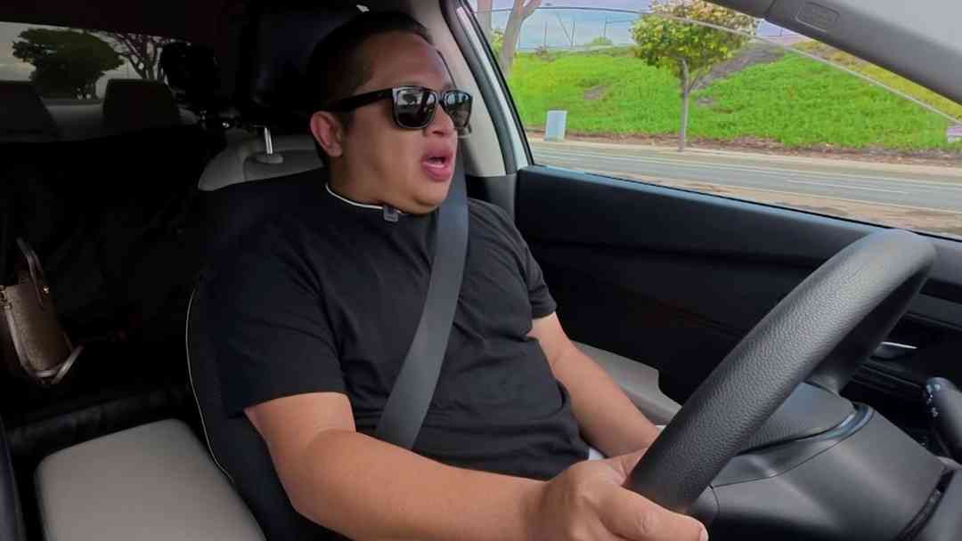 Conductores de Uber en California sufren alza de gasolina y caída de ingresos hoy | ViX