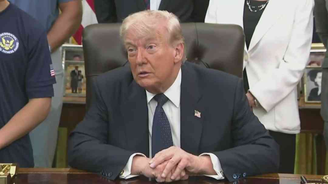 Estrecho de Ormuz hoy 6 de mayo | Trump pausa el “Proyecto Libertad” ¿hay posibles avances de paz? | ViX
