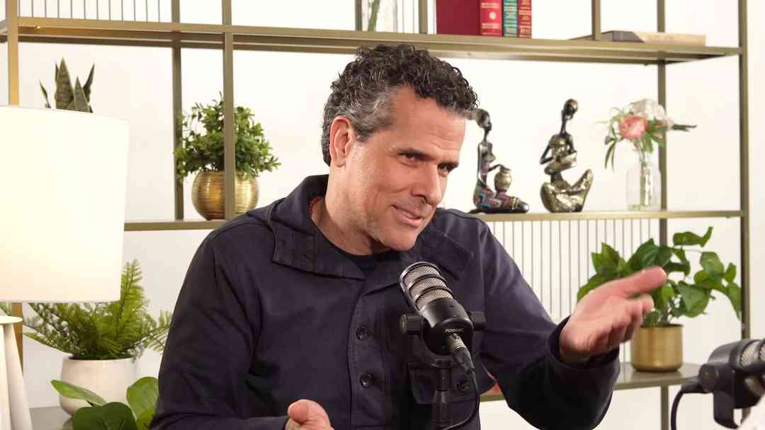 Cuando mamá empieza a olvidarte: el duelo del Alzheimer, con Marco Antonio Regil | ViX