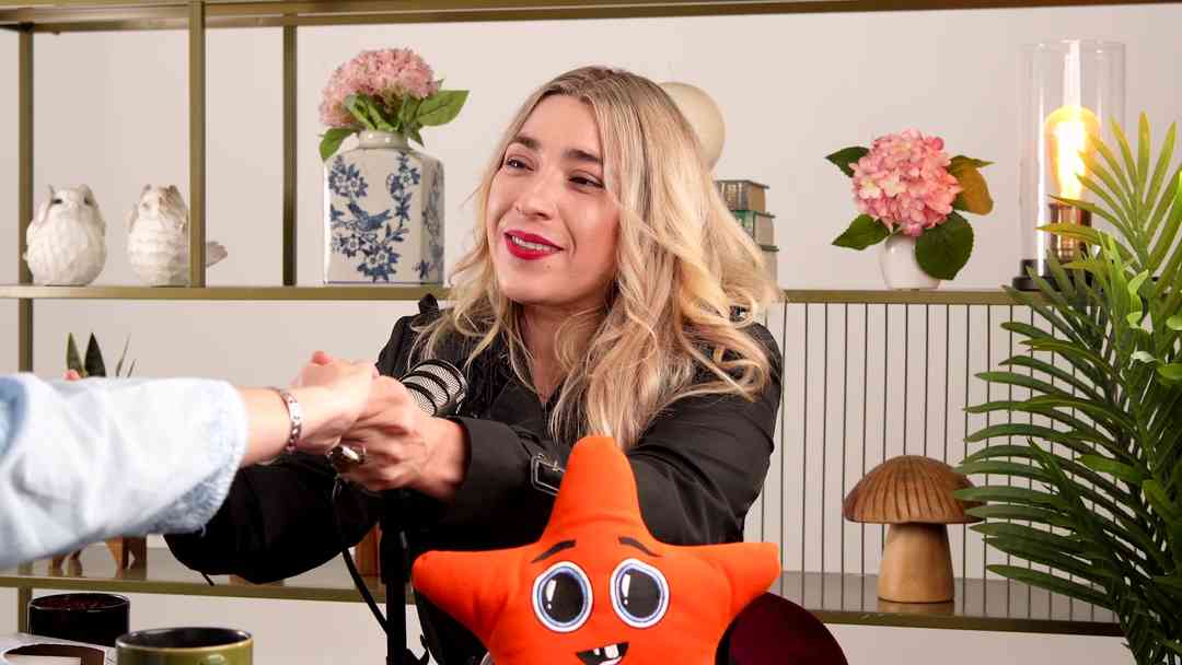 Así sobreviví al abuso y hoy protejo a miles de niños, con Elena Villanueva | ViX
