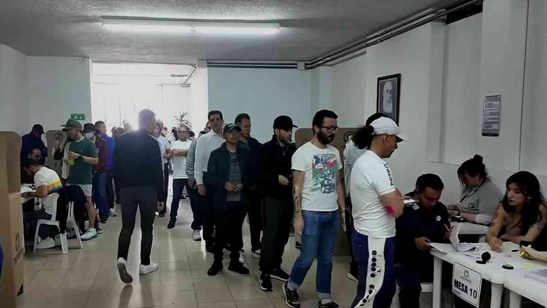 Colombia irá a segunda vuelta entre Cepeda y De la Espriella | ViX