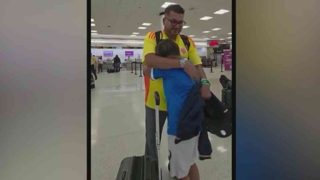 Historia de Juan y Sebastián, padre e hijo se hacen virales, colombianos viajan a México para el Mundial 2026 | ViX