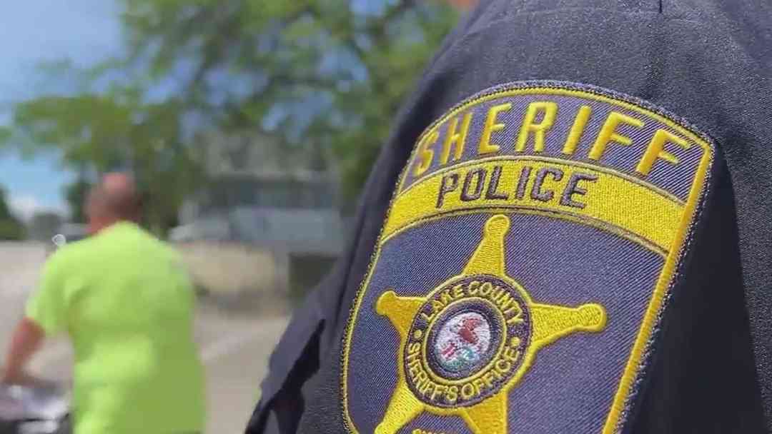 Rescatan a menor de 14 años en el condado de Lake, acosador contactó mediante Internet | ViX