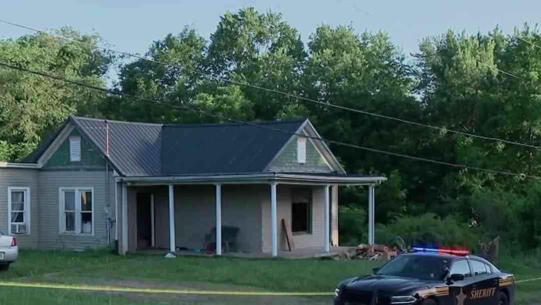 Rescatan a 16 niños que vivían en condiciones infrahumanas en Ohio | ViX
