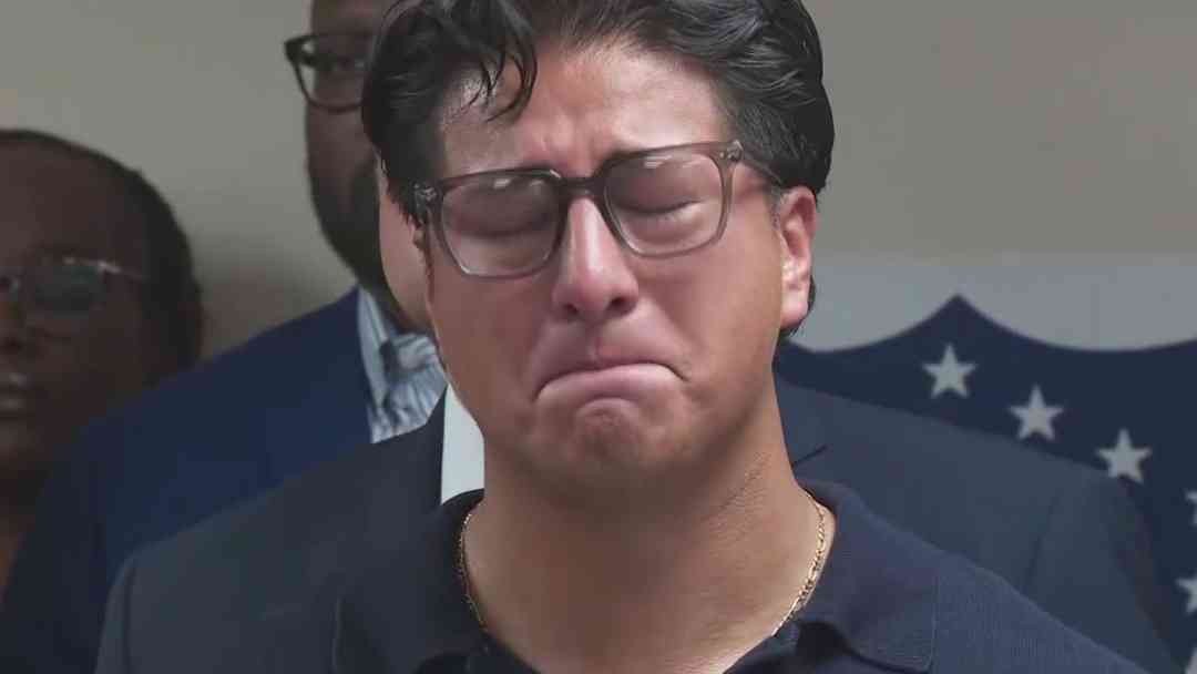 Hijo de Lorenzo Salgado, quien murió tras encuentro con ICE, narra cómo se enteró lo que pasó con su papá | ViX
