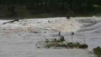 Texas refuerza rescates tras inundaciones y alerta por ríos crecidos