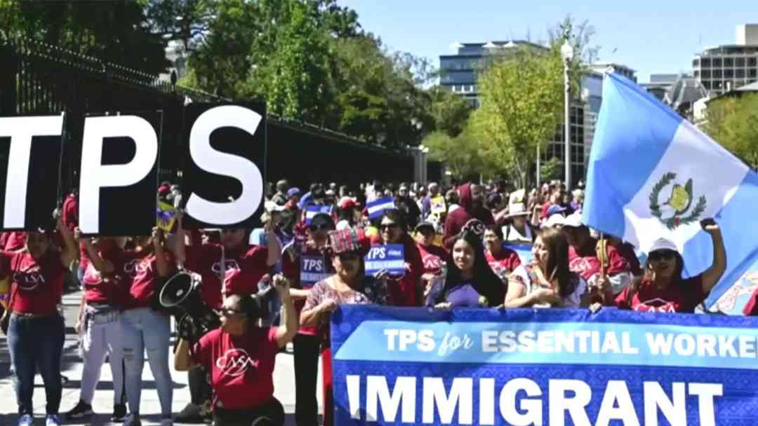 TPS para salvadoreños en EEUU: ¿Cuál es la situación de los inmigrantes? Abogado explica | ViX
