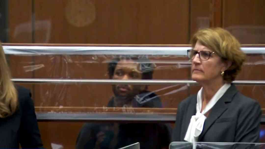 Comienza audiencia preliminar contra el cantante D4vd por presunto asesinato de la adolescente Celeste Rivas | ViX