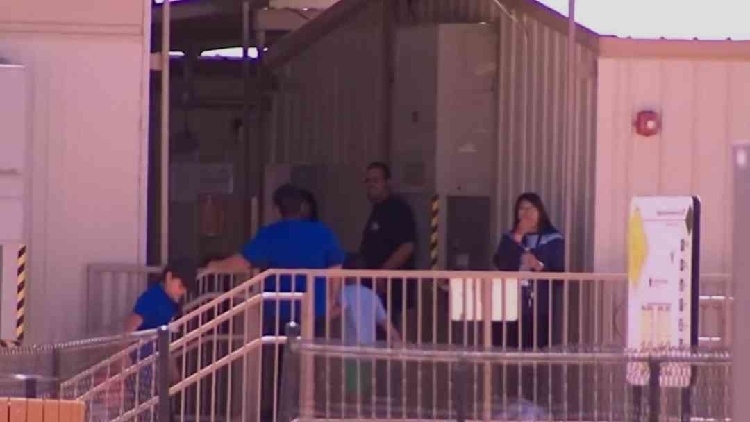 Salen a la luz dibujos de niños inmigrantes detenidos por ICE en Texas | ViX