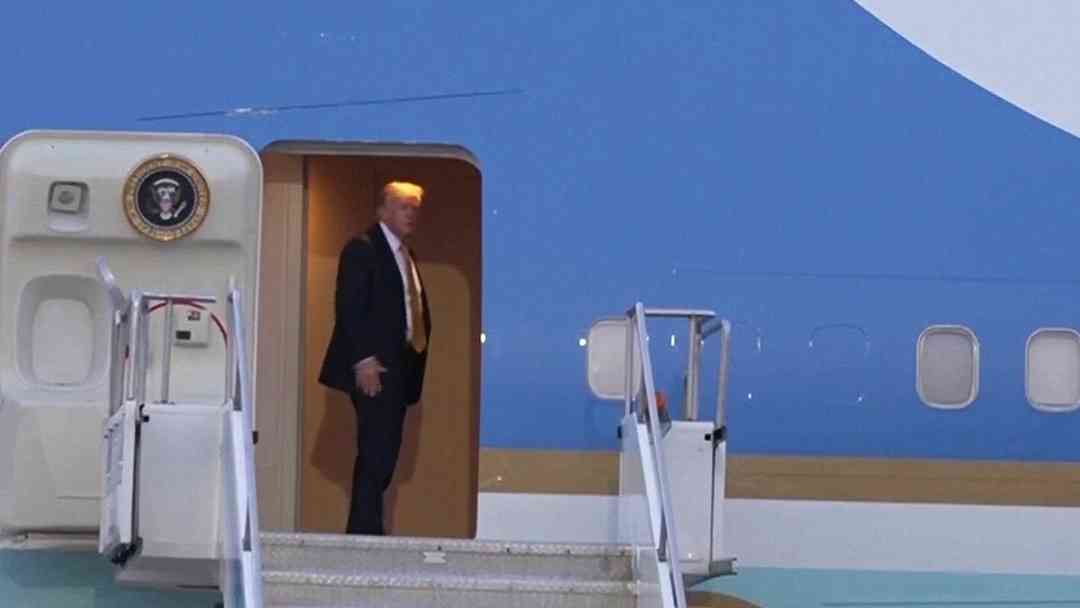 ¿El Servicio Secreto usó un avión señuelo para evacuar a Trump en Turquía ante la amenaza de Irán? | ViX