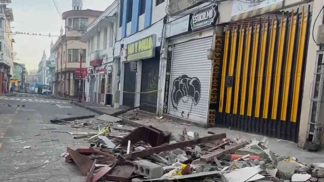 Sismo en Colombia: Decretan toque de queda y suspenden clases en Manizales tras dejar 4,000 damnificados | ViX