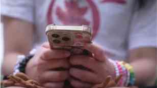 ¿Es seguro publicar fotos de tus hijos en redes sociales? Este es el riesgo que debes conocer