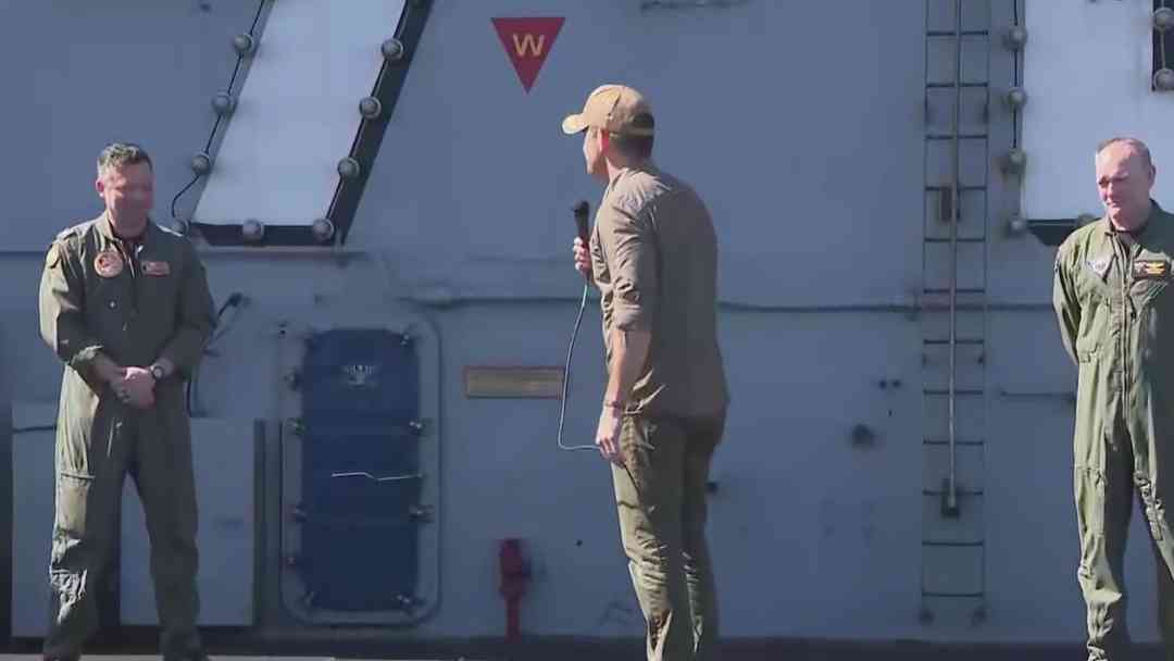 USS Lincoln, desplegado en Medio Oriente, regresa a San Diego en EEUU; tripulación es recibida por Pete Hegseth | ViX